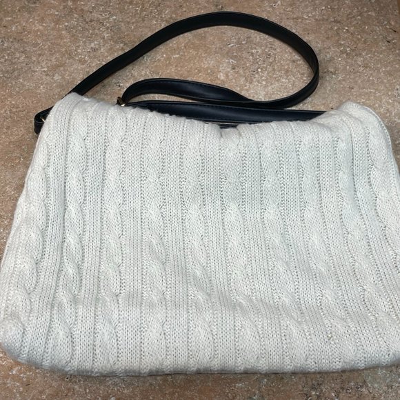 COOL VINTAGE ECRU CREAM CABLEKNIT SWEATER PURSE W/ ROLLED TOP BLACK STRAPS - Picture 8 of 9